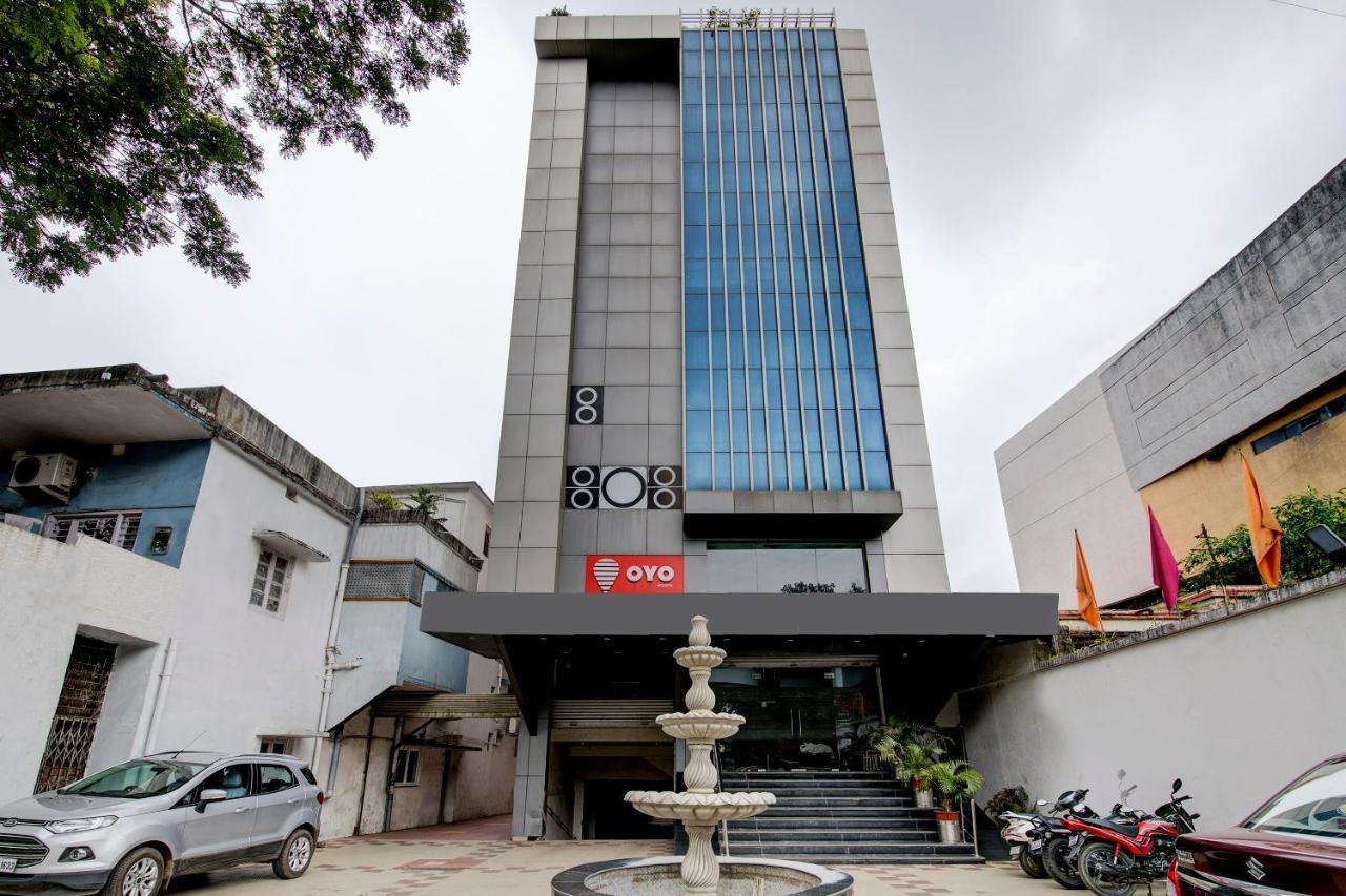 Oyo 1545 Hotel Shivani International Amhedabad Dış mekan fotoğraf