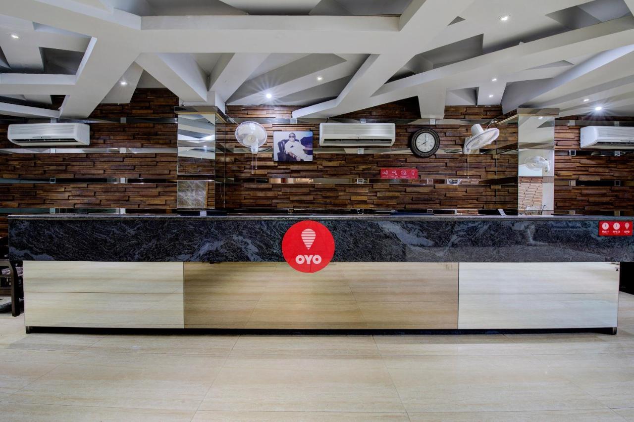 Oyo 1545 Hotel Shivani International Amhedabad Dış mekan fotoğraf